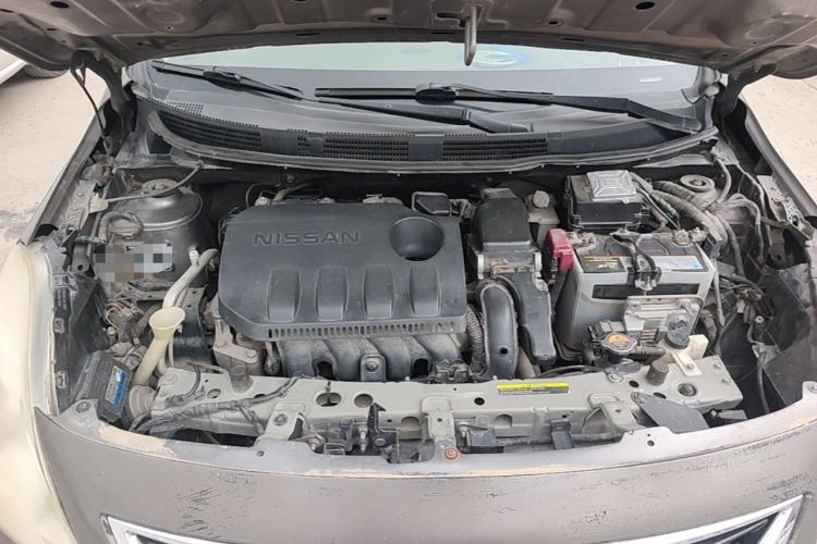 Used Nissan Sunny 2011 1.5XV CVT Deluxe Edition Engine Bay