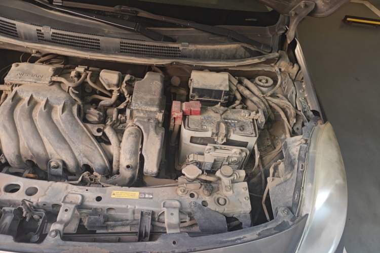 Used Nissan Sunny 2011 1.5XE CVT Comfort Edition Engine Bay Left