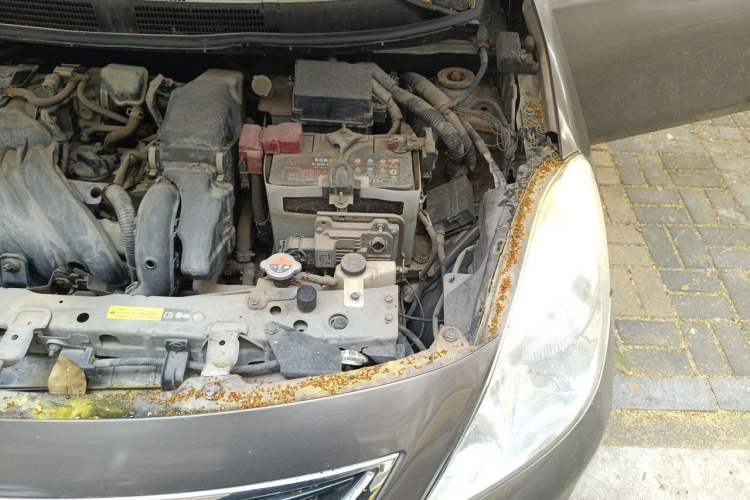 Used Nissan Sunny 2011 1.5XE CVT Comfort Edition Engine Bay Left