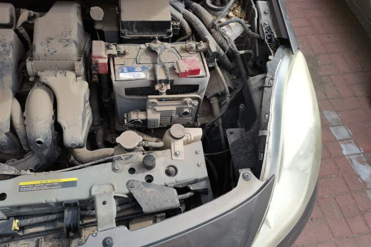 Used Nissan Sunny 2011 1.5XL CVT Luxury Edition Engine Bay Left