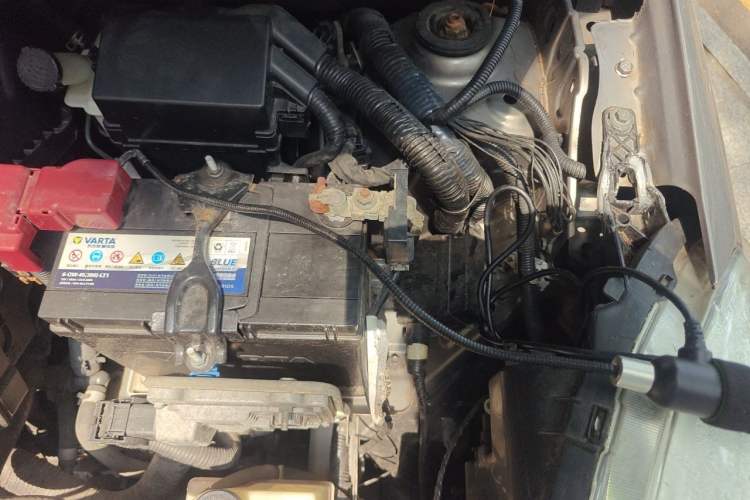 Used Nissan Sunny 2011 1.5XL CVT Luxury Edition Engine Bay Left