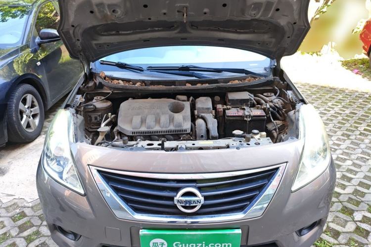 Used Nissan Sunny 2011 1.5XL Manual Deluxe Edition Engine Bay