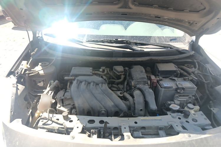 Used Nissan Sunny 2011 1.5XE CVT Comfort Edition Engine Bay
