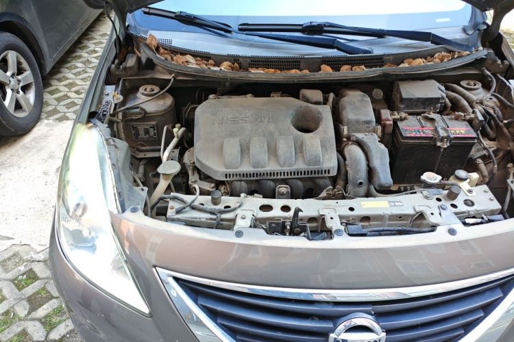 Used Nissan Sunny 2011 1.5XL Manual Deluxe Edition Engine Bay Right