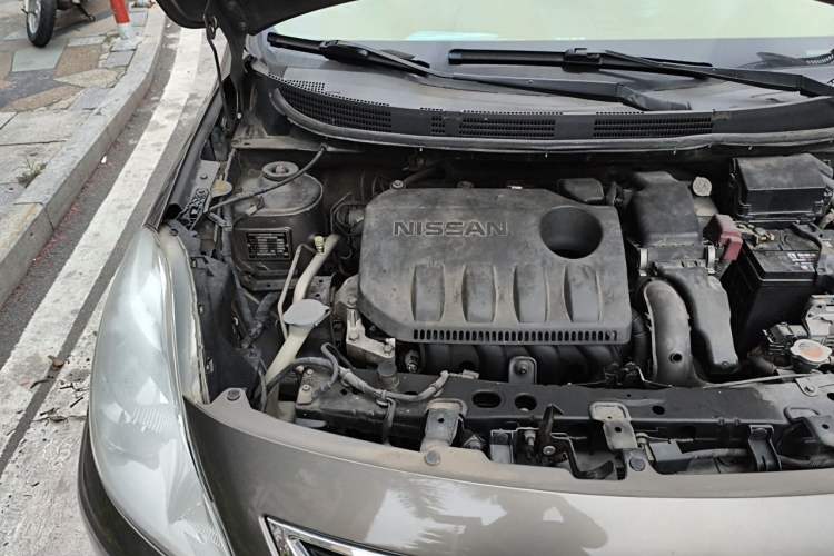 Used Nissan Sunny 2011 1.5XL CVT Luxury Edition Engine Bay Right