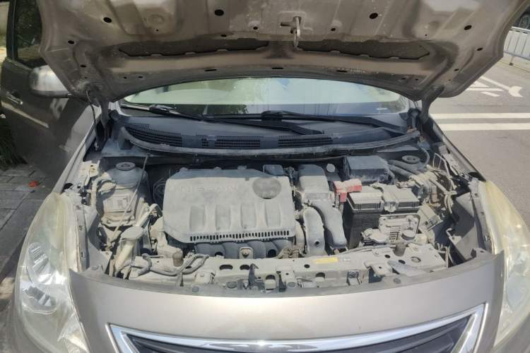 Used Nissan Sunny 2011 1.5XL CVT Luxury Edition Engine Bay