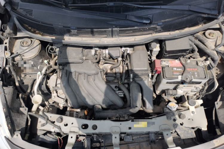 Used Nissan Sunny 2011 1.5XE CVT Comfort Edition Engine Bay