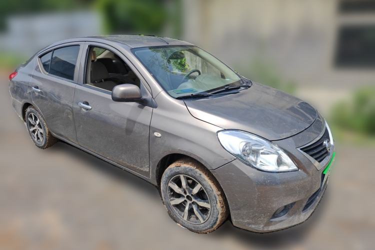 Used Nissan Sunny 2011 1.5XE Manual Comfort Edition Front Right 45 Deg