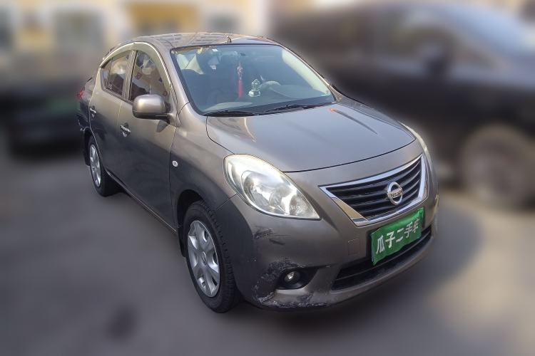 Used Nissan Sunny 2011 1.5XE CVT Comfort Edition Front Right 45 Deg