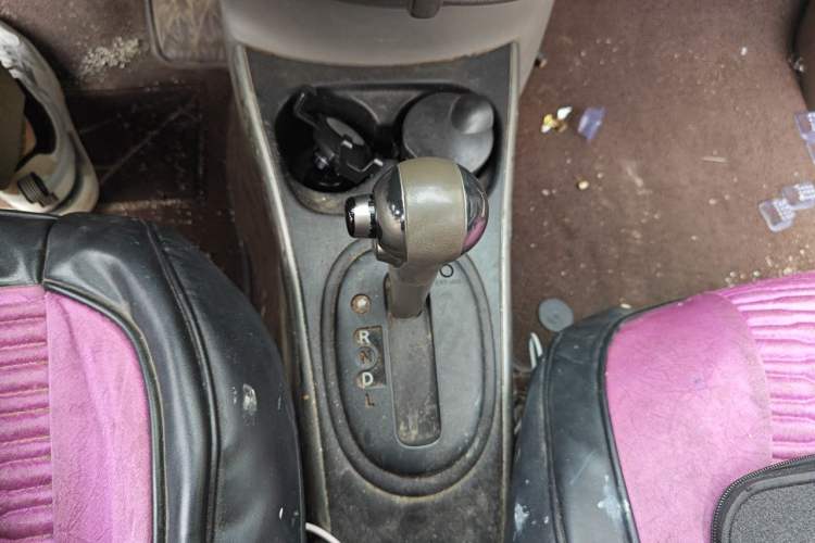 Used Nissan Sunny 2011 1.5XL CVT Luxury Edition Gear Lever