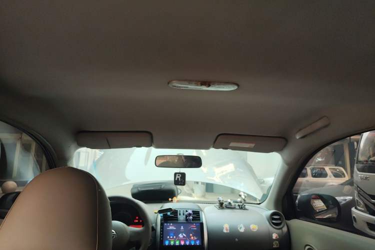 Used Nissan Sunny 2011 1.5XE CVT Comfort Edition Headliner