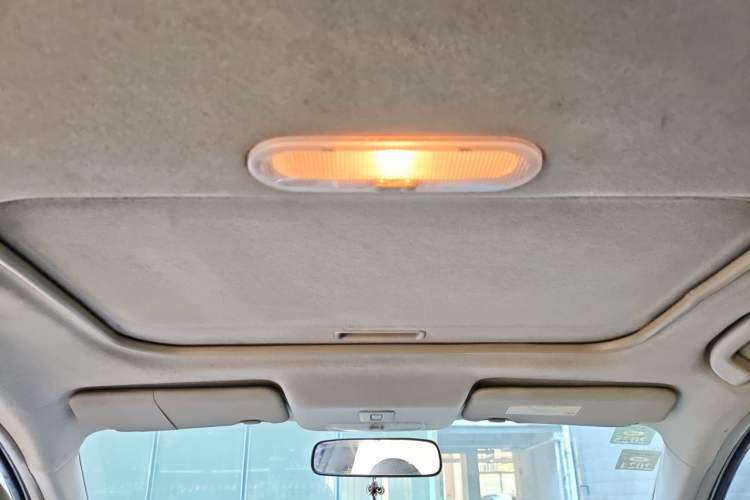 Used Nissan Sunny 2011 1.5XL Manual Deluxe Edition Headliner
