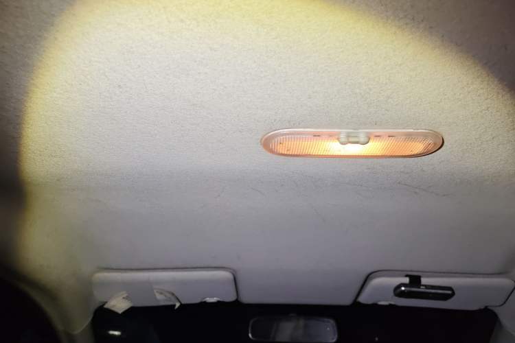 Used Nissan Sunny 2011 1.5XE Manual Comfort Edition Headliner