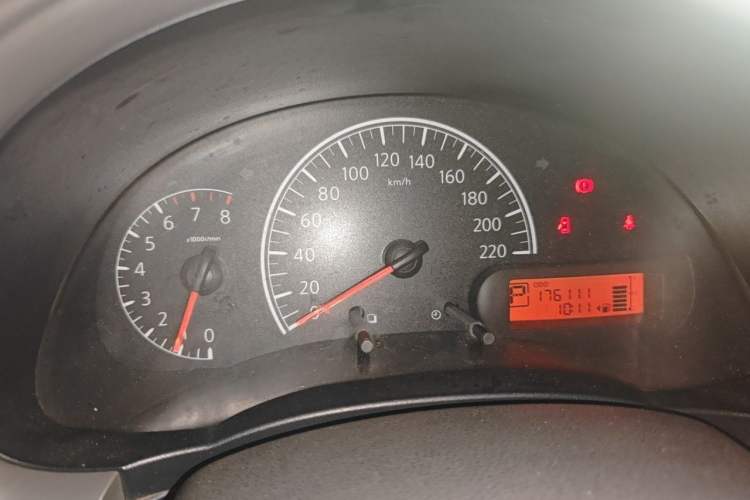Used Nissan Sunny 2011 1.5XE CVT Comfort Edition Instrument Cluster