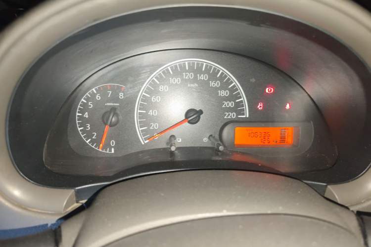 Used Nissan Sunny 2011 1.5XE Manual Comfort Edition Instrument Cluster
