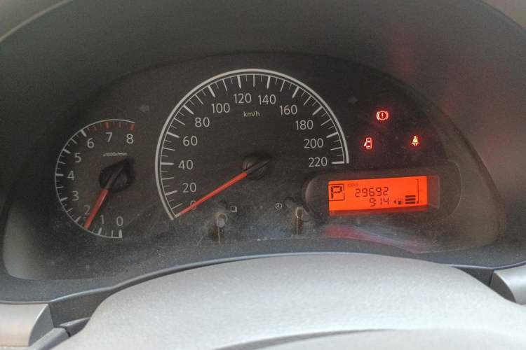 Used Nissan Sunny 2011 1.5XE CVT Comfort Edition Instrument Cluster