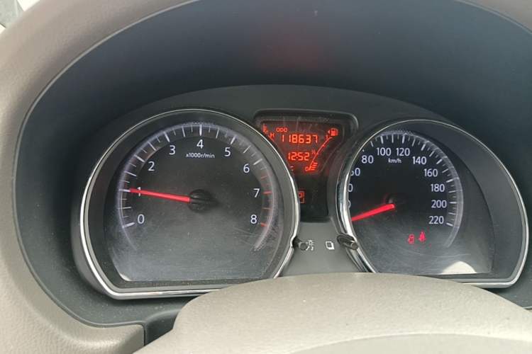 Used Nissan Sunny 2011 1.5XL CVT Luxury Edition Instrument Cluster