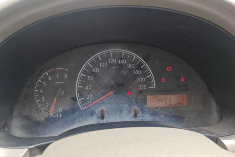Used Nissan Sunny 2011 1.5XE Manual Comfort Edition Instrument Cluster