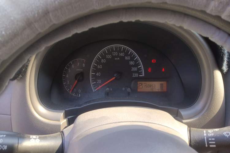 Used Nissan Sunny 2011 1.5XE CVT Comfort Edition Instrument Cluster