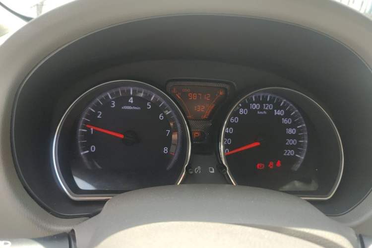 Used Nissan Sunny 2011 1.5XL CVT Luxury Edition Instrument Cluster