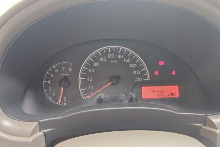 Used Nissan Sunny 2011 1.5XE Manual Comfort Edition Instrument Cluster