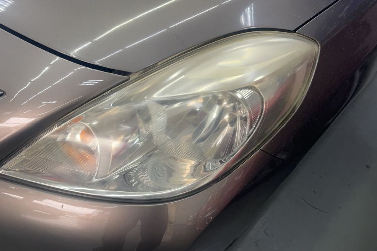 Used Nissan Sunny 2011 1.5XE CVT Comfort Edition Left Front Headlight
