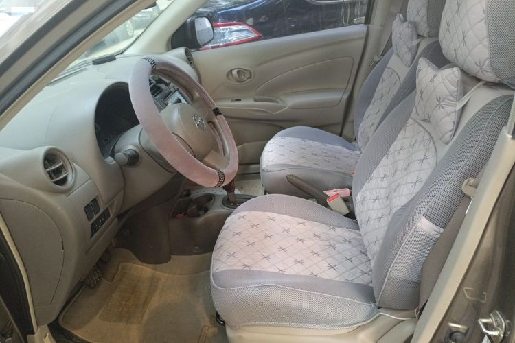 Used Nissan Sunny 2011 1.5XE CVT Comfort Edition Left Front Seat