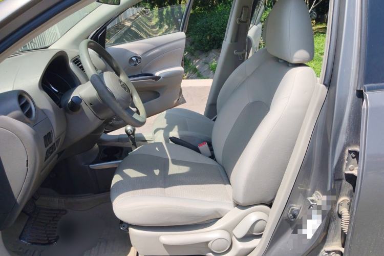Used Nissan Sunny 2011 1.5XL CVT Luxury Edition Left Front Seat