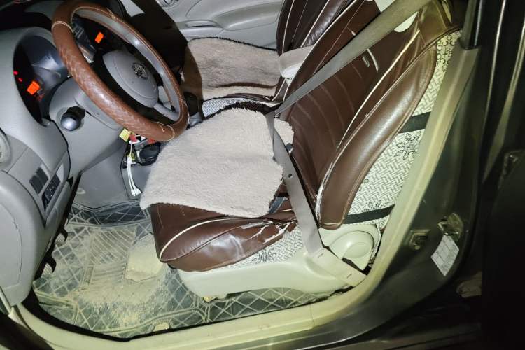 Used Nissan Sunny 2011 1.5XE Manual Comfort Edition Left Front Seat