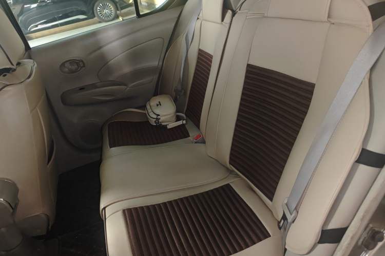 Used Nissan Sunny 2011 1.5XE CVT Comfort Edition Left Rear Seat