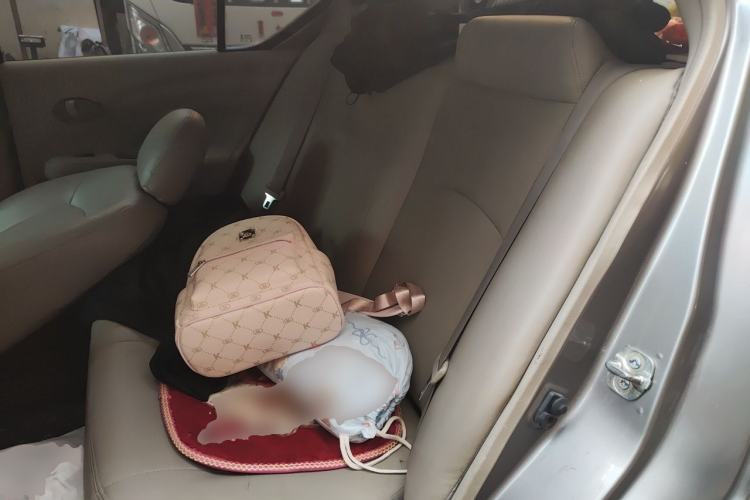 Used Nissan Sunny 2011 1.5XE CVT Comfort Edition Left Rear Seat