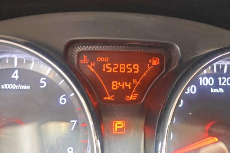 Used Nissan Sunny 2011 1.5XL CVT Luxury Edition Odometer Close Up
