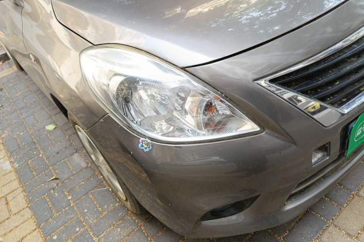 Used Nissan Sunny 2011 1.5XE CVT Comfort Edition Right Front Headlight
