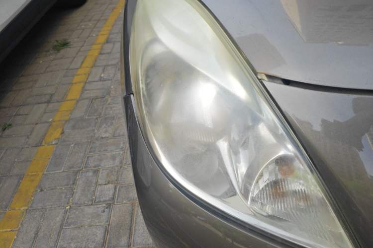 Used Nissan Sunny 2011 1.5XL CVT Luxury Edition Right Front Headlight