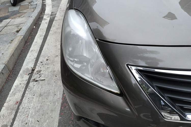 Used Nissan Sunny 2011 1.5XL CVT Luxury Edition Right Front Headlight