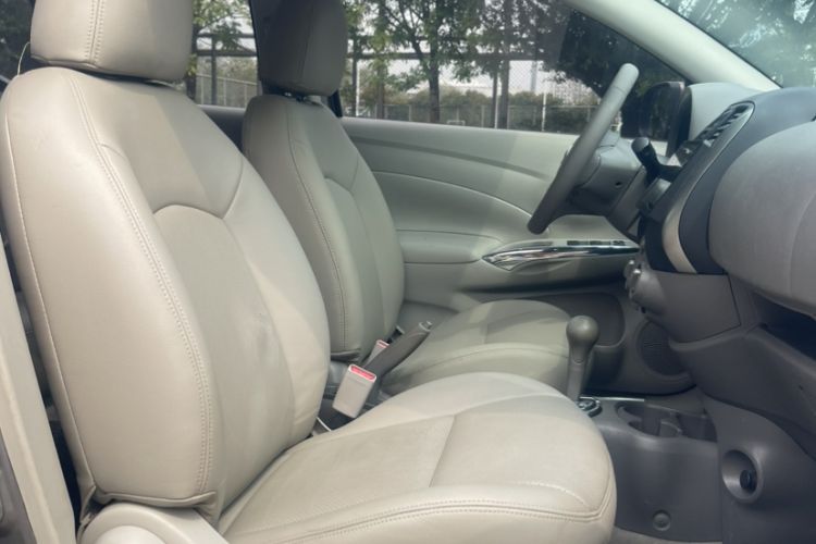 Used Nissan Sunny 2011 1.5XE CVT Comfort Edition Right Front Seat