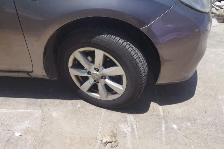 Used Nissan Sunny 2011 1.5XL CVT Luxury Edition Right Front Wheel Hub
