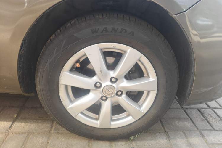 Used Nissan Sunny 2011 1.5XL CVT Luxury Edition Right Front Wheel Hub