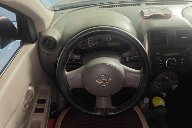 Used Nissan Sunny 2011 1.5XE CVT Comfort Edition Steering Wheel