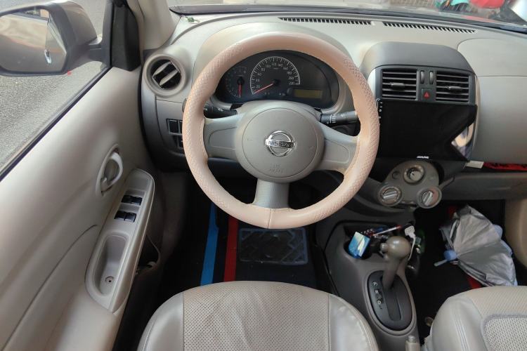 Used Nissan Sunny 2011 1.5XE CVT Comfort Edition Steering Wheel