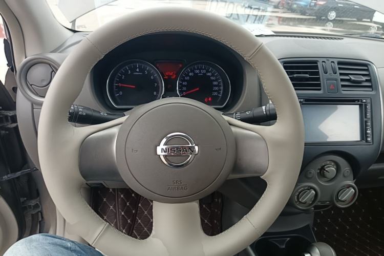 Used Nissan Sunny 2011 1.5XL CVT Luxury Edition Steering Wheel