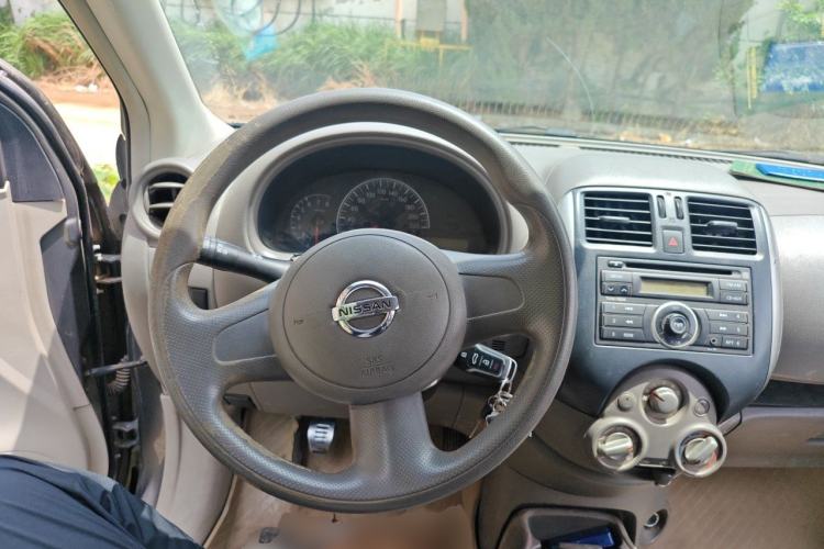 Used Nissan Sunny 2011 1.5XE Manual Comfort Edition Steering Wheel