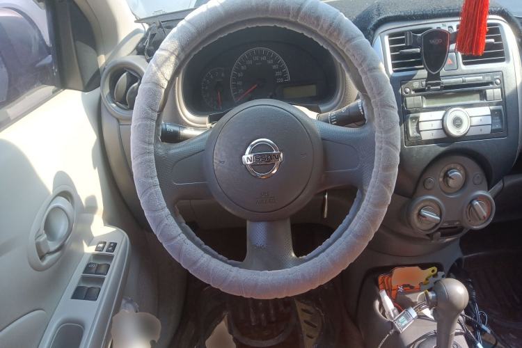 Used Nissan Sunny 2011 1.5XE CVT Comfort Edition Steering Wheel