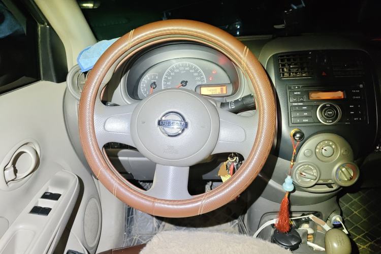 Used Nissan Sunny 2011 1.5XE Manual Comfort Edition Steering Wheel