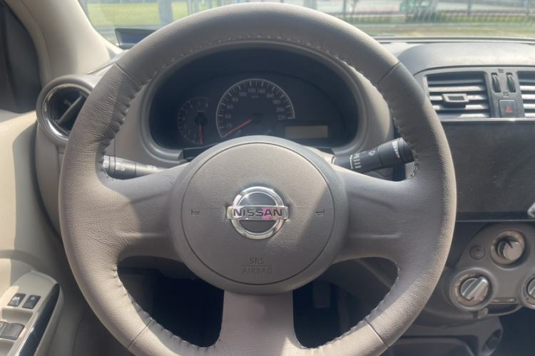 Used Nissan Sunny 2011 1.5XE CVT Comfort Edition Steering Wheel