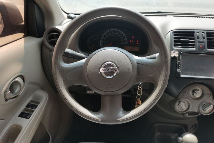 Used Nissan Sunny 2011 1.5XE CVT Comfort Edition Steering Wheel