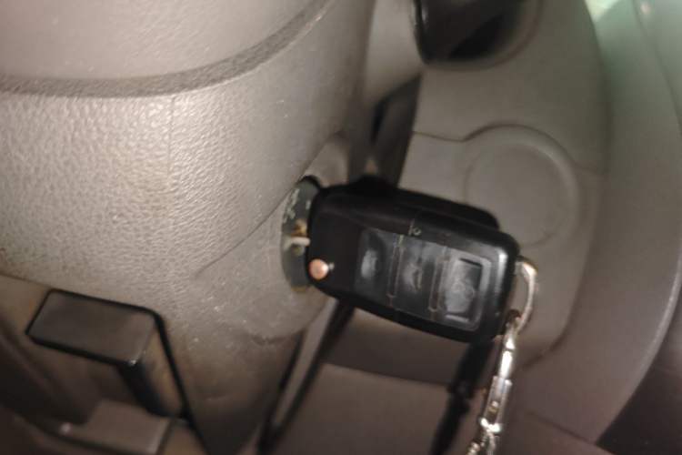 Used Nissan Sunny 2011 1.5XE CVT Comfort Edition Vehicle Key