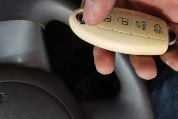 Used Nissan Sunny 2011 1.5XL CVT Luxury Edition Vehicle Key