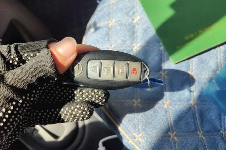 Used Nissan Sunny 2011 1.5XL CVT Luxury Edition Vehicle Key