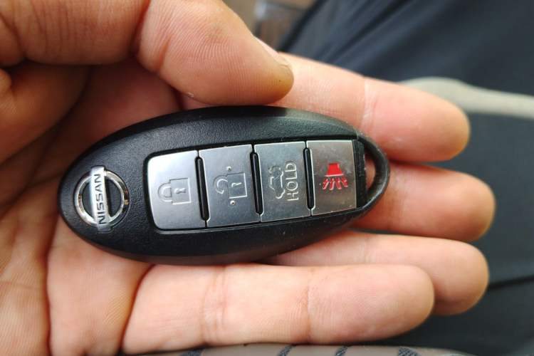 Used Nissan Sunny 2011 1.5XL CVT Luxury Edition Vehicle Key